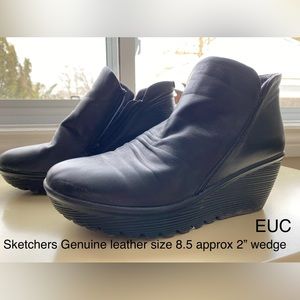 Skechers black bootie 8.5 SOLD